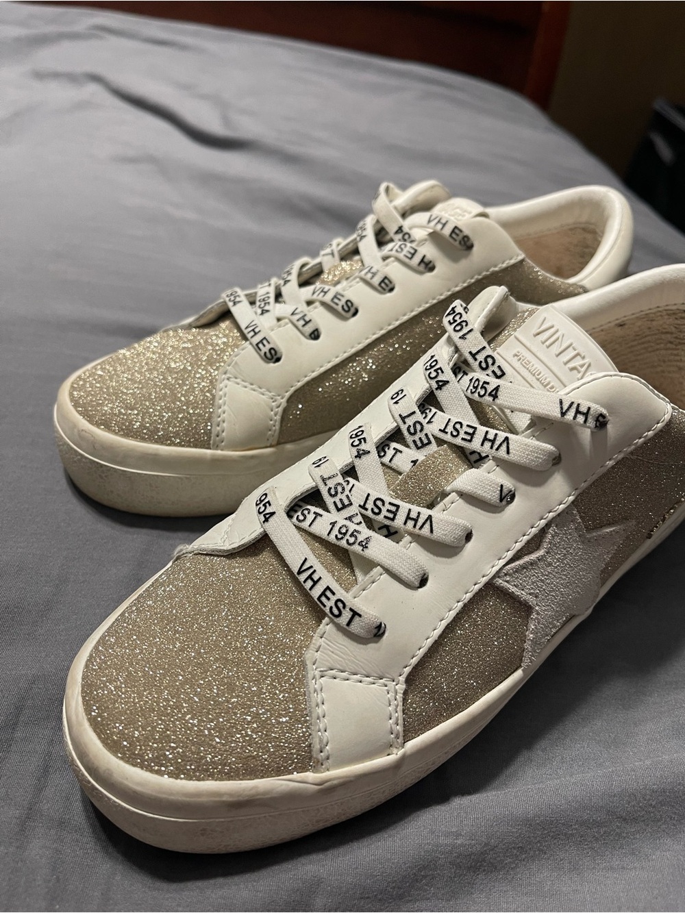 Vintage Havana White and Gold Glitter Low-Top Sneakers